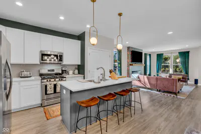 103 Thomas Point Drive, Fortville - 14