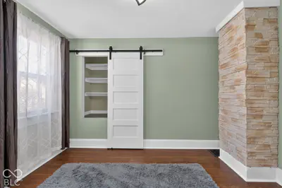 20 Woodland Drive, Indianapolis - 44