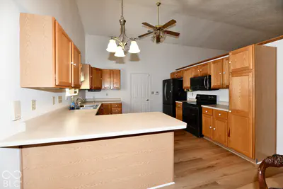 533 Blue Spring Drive, Indianapolis - 12