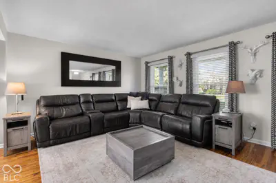 1067 Arlington Court, Carmel - 12