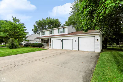 415 Meadowview Lane, Greenwood - 3