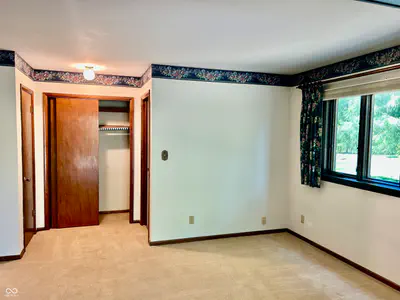 874 S Lakehurst Drive, Franklin - 17