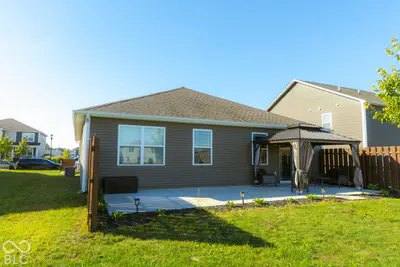 1962 Fairmount Drive, Greenfield - 24