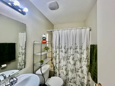 2390 Lakecrest Drive, Columbus - 14