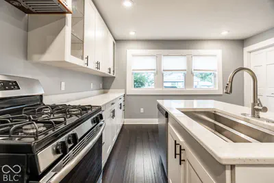 421 33rd Street, Indianapolis - 18