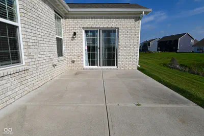 9170 Hedley Way E, Avon - 53