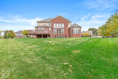 10527 Serra Vista Point, Fishers - 63