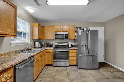 9737 Piper Lake Drive, Indianapolis - 9