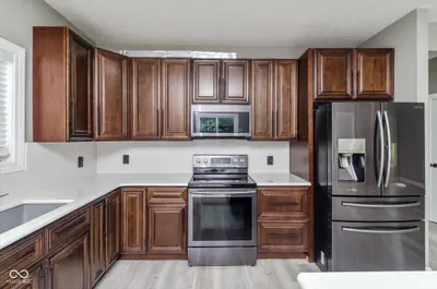 6517 Heritage Hill Drive, Indianapolis - 14