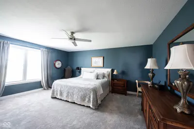 4860 Safford Drive, New Palestine - 27