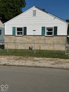 3204 Vine, Muncie
