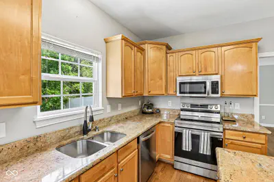 13683 Autumn Lake Overlook, Carmel - 17