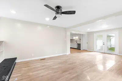 420 Redwood Drive, Seymour - 17