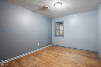 4009 Madison, Sheridan - 11
