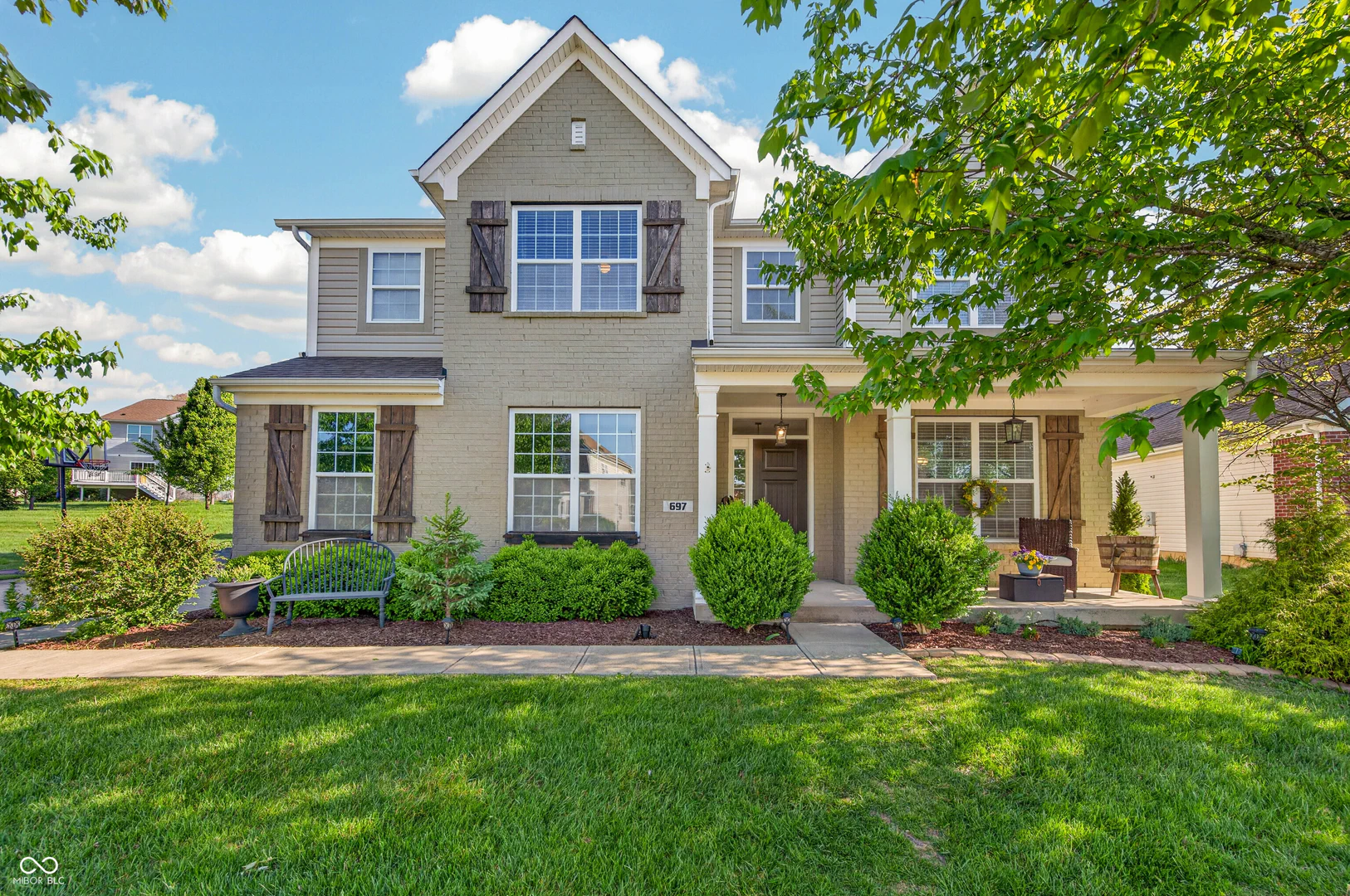 697 Lake Vista Drive, Columbus