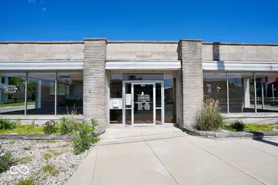 105 Madison Avenue, Greenwood - 3
