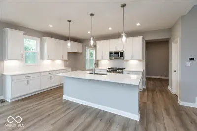 9564 Hemingway Drive, Indianapolis - 5