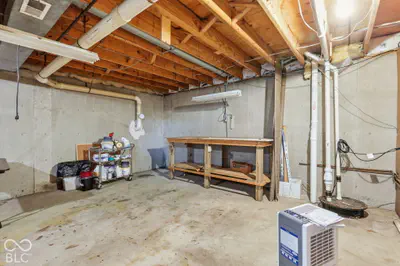 3870 Coventry Way, Carmel - 66