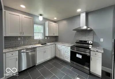 2918 Delaware Street, Indianapolis - 9