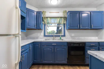 2874 S Oakland Drive, Shelbyville - 16