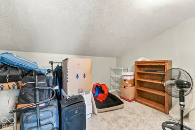 6252 Eller Creek Drive, Fishers - 33