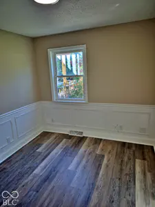 4377 W Fairview Road, Greenwood - 13