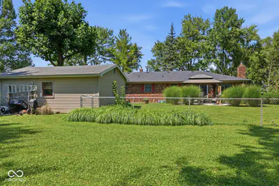 313 E 275 S, Shelbyville - 39