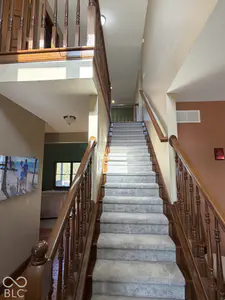 654 900, Crawfordsville - 28