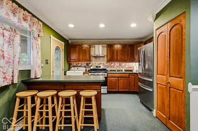 2820 Lucas Way, Columbus - 8