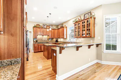 734 Hanover Close, Zionsville - 33