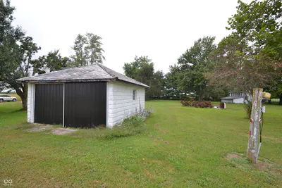 1606 County Road 1350, Kempton - 12