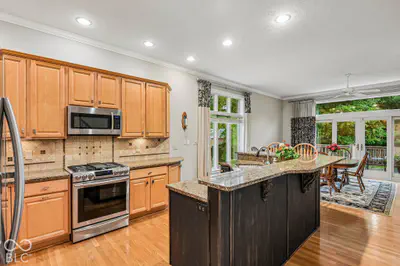 8715 Vintner Way, Indianapolis - 24