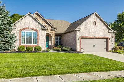 13816 Ambria Drive, McCordsville - 2