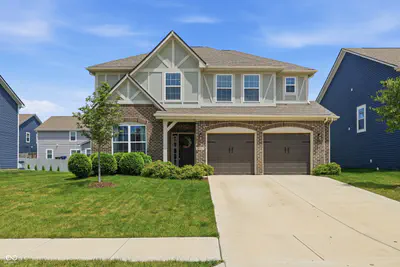 5693 Terracotta Trace, McCordsville - 2