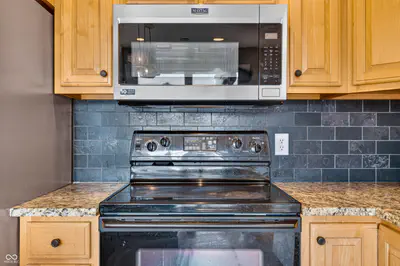 3783 North Wood Lake Drive, Columbus - 14