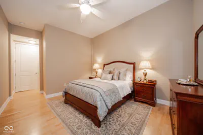 355 Ohio Street, Indianapolis - 8