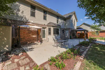 4275 Silver Hill Drive, Greenwood - 67