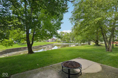 8535 McNutt Circle, Indianapolis - 31