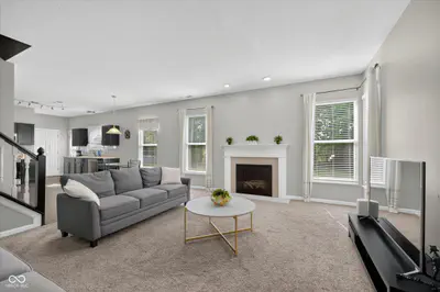 13024 Elster Way, Fishers - 15