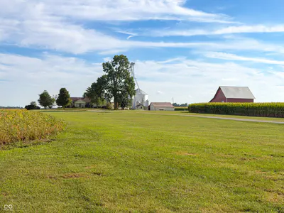 10449 W 300 S, Jamestown - 8