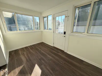 601 W Washington Street, Waynetown - 33