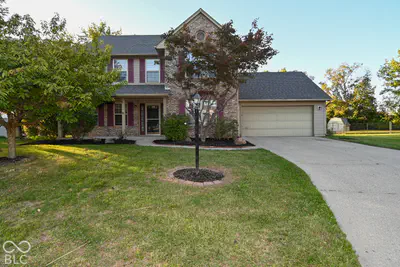 5524 Oakcrest Drive, Indianapolis