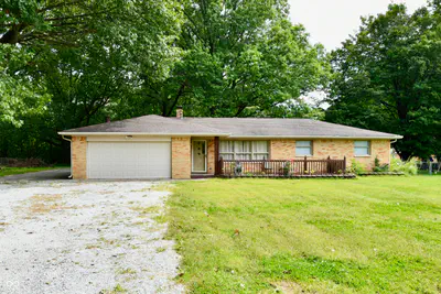 2051 Avon, Avon