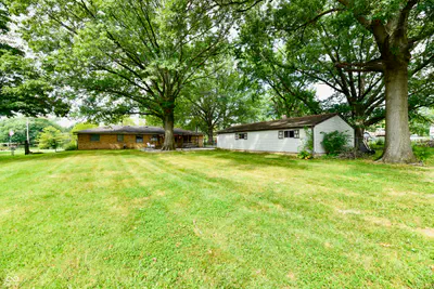2051 Avon, Avon - 7