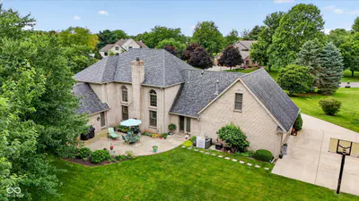 6132 Fox Court, Pendleton - 31