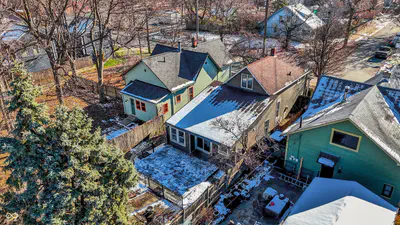 1114 Saint Clair Street, Indianapolis - 98
