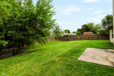 8276 Bayshore Lane, Avon - 29
