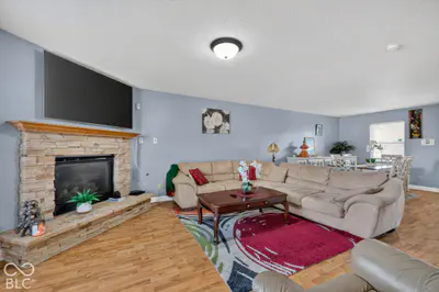 10436 Waverly Drive, Indianapolis - 11