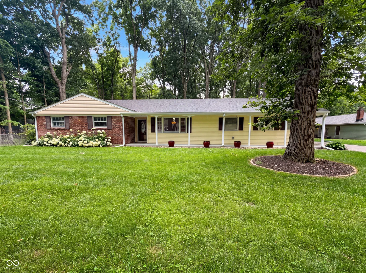 1537 74th Place, Indianapolis