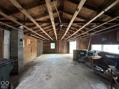 208 N East, Roachdale - 57